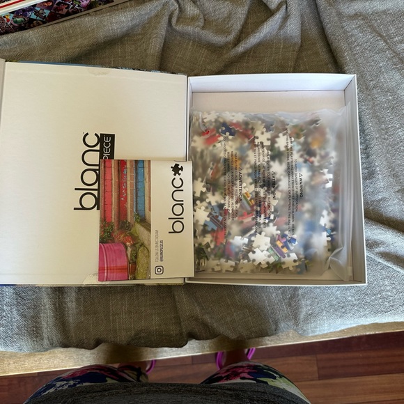 1000 Blanco Puzzle - Picture 3 of 3